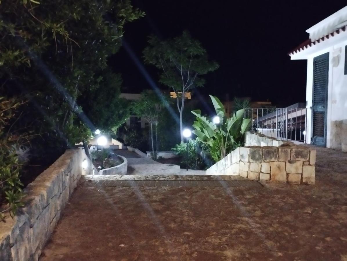 Clave, Affittacamere, Casa Vacanze Cozze Εξωτερικό φωτογραφία