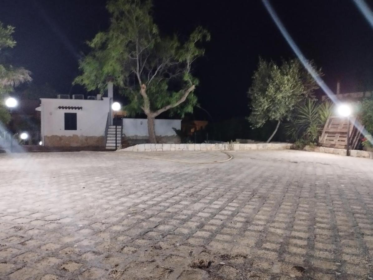 Clave, Affittacamere, Casa Vacanze Cozze Εξωτερικό φωτογραφία