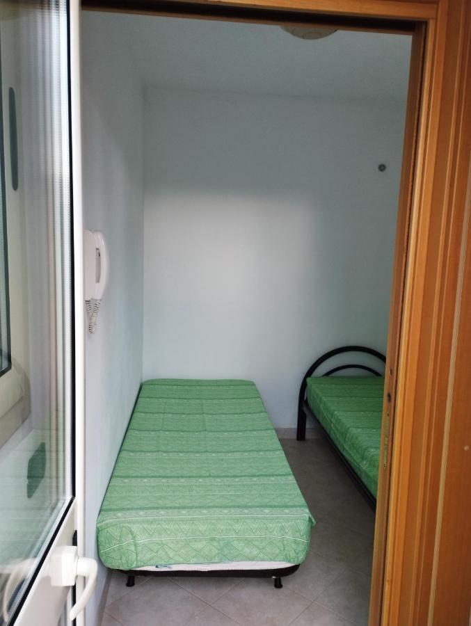 Clave, Affittacamere, Casa Vacanze Cozze Εξωτερικό φωτογραφία