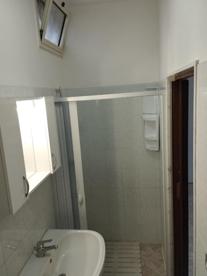 Clave, Affittacamere, Casa Vacanze Cozze Εξωτερικό φωτογραφία