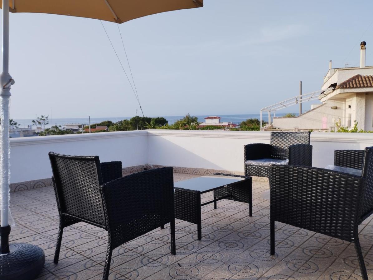 Clave, Affittacamere, Casa Vacanze Cozze Εξωτερικό φωτογραφία