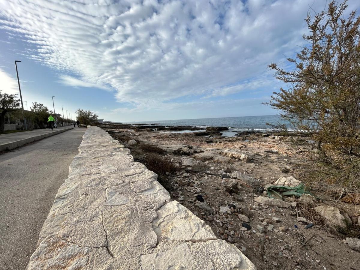 Clave, Affittacamere, Casa Vacanze Cozze Εξωτερικό φωτογραφία